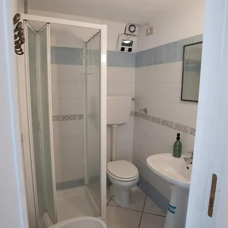 Casa Trani 住宿加早餐酒店 伊斯基亚